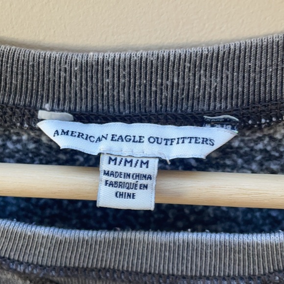 4/$24🦩 American Eagle Fleece Pullover Sweatshirt Size Medium - Picture 2 of 9